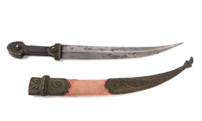 Old Kindjal Dagger with Ornate Scabbard. Nicely made Russian kindjal dagger with a well detailed 