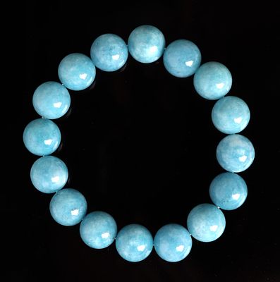 Lovely Aquamarine Beaded Bracelet. Gorgeous aquamarine beads strung in a lovely bracelet. Each 
