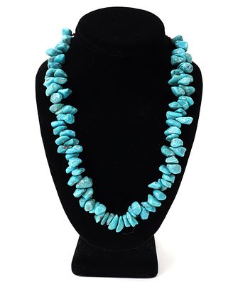 Beautiful Natural Turquoise Beaded Necklace. Lovely natural raw turquoise chunky beaded necklace 