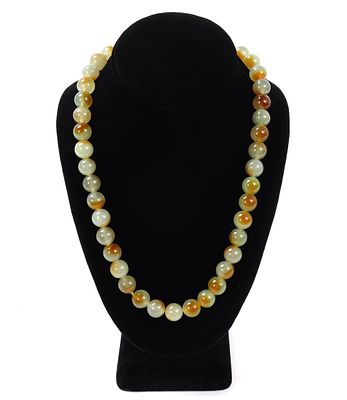 Lovely Mottled Green Jadeite Style Beaded Necklace. Gorgeous light green and brown mottled jade 