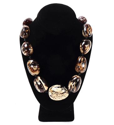 Gorgeous Chunky Amber Beaded Necklace. Lovely fashion statement necklace comprised of incredible 