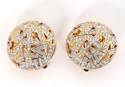 Beautiful Vintage Style Clip-On Earrings. Fine pair of vintage clip-on earrings with v and x 