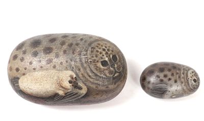 Adorable Stone Art by Susan French, Sealions. Group lot of two absolutely adorable rock art 