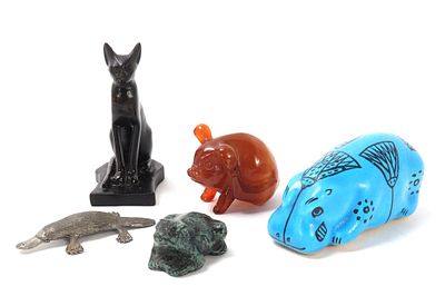 Adorable Group Lot of Five Miniature Animal Figurines. Fun group of five different animal 