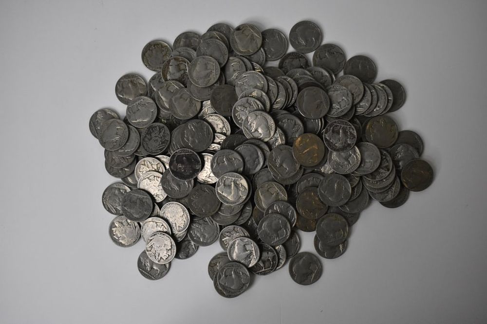 $10 Face Value of Buffalo Nickels. 200 total Nickels. All of them have readable dates. All are 