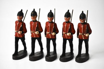 5 Elastolin Composition British King George. Regiment; 4 inches tall. Larger size examples. 