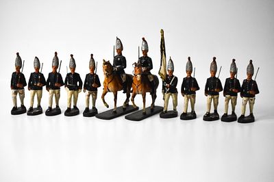12 Elastolin Revolutionary War Prussian Soldiers. Composition. 1 foot officer, 1 stabdard bearer 