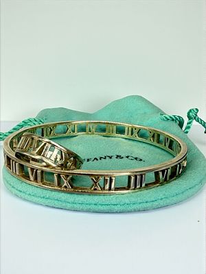 Tiffany Sterling Silver "Atlas" Bracelet & Ring. Ring: 7 1/2 
Bracelet: 7 1/2" 
Condition: Good 