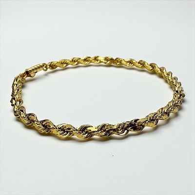 14K Yellow Gold Rope Bracelet. Length: 8" 
Weight: 10.5g 
Condition: Very Good