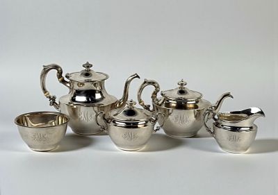 (5pc) Gorham Sterling Silver Tea Set. Includes two 1-pint teapots, 1 3/4 pint teapot, a lidded 