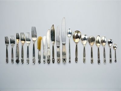 (255pc) Georg Jensen Acorn Sterling Silver Flatware Set. Set Includes: 
(12) Dinner Knives 
(12) 