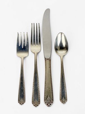 (52pc) Westmorland "Lady Hilton" Sterling Flatware Set. Set Includes: 
11 Dinner Knives (9" 