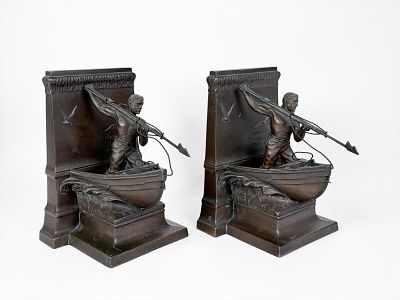 Vintage "Whaler" Bronze Bookends. Dimensions of One: 7" x 6" x 5" 
Condition: Minor oxidation 