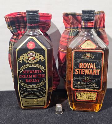2 garrafas de whisky stewart