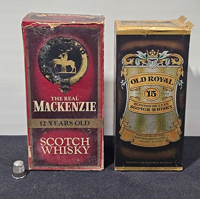 2 garrafas de whisky mackenzie e old royal