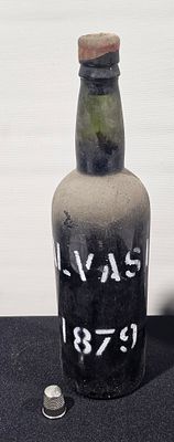Garrafa de vinho madeira malvasia 1879 Dr. Castro Jorge