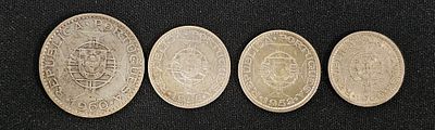 10 escudos moçambique 1952, 10 escudos angola 1955, 5 escudos moçambique 1960 e 20 escudos