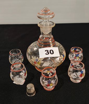 Garrafa licoreira arte nova com 5 copos com pintura