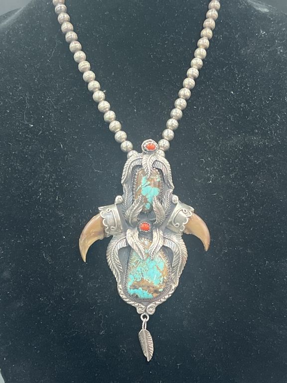 Seminole Estate Auctions | Fantastic Estate Items & Antiques - World Traveler