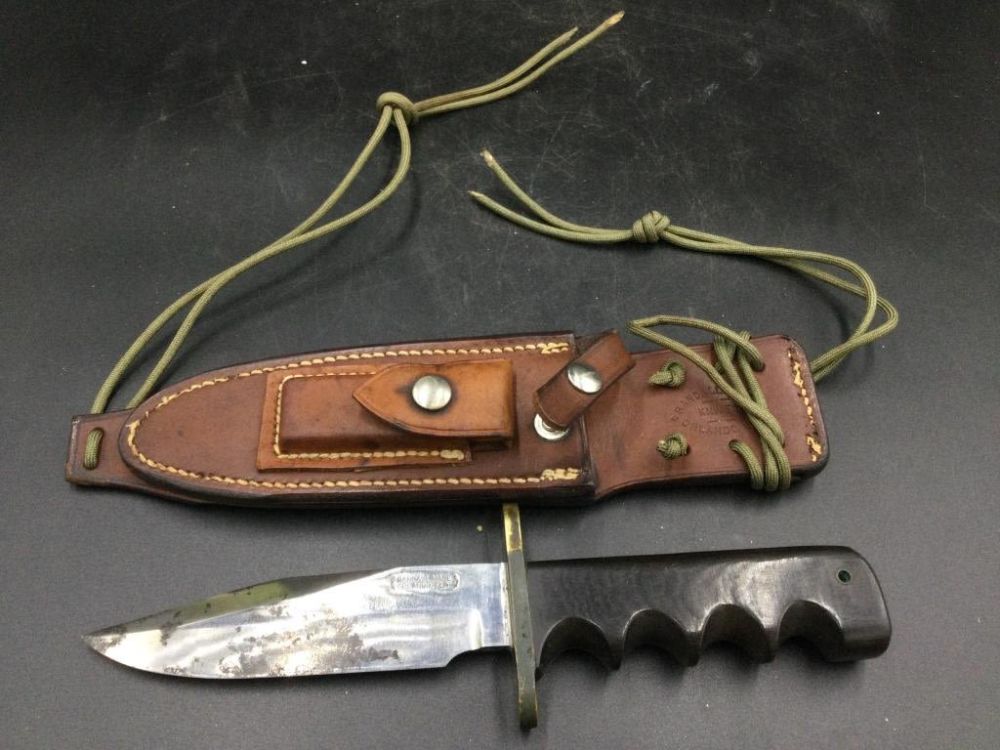 Lot 10: Randall Knife w/Sheath