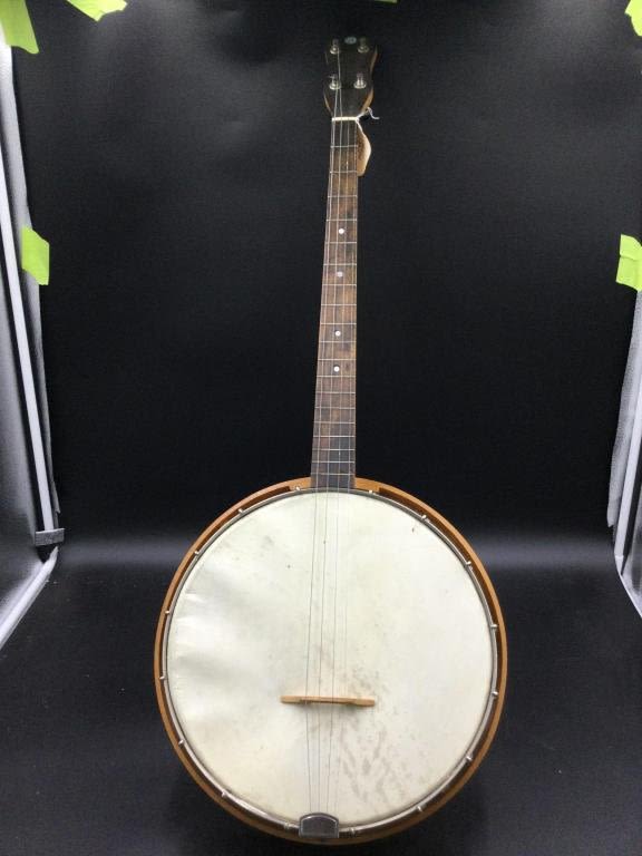 Lot 53: Vintage Banjo