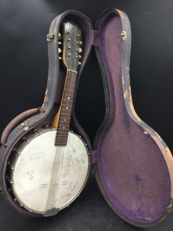 Lot 96: Vintage Ludwig Trade Mark Banjo w/Case