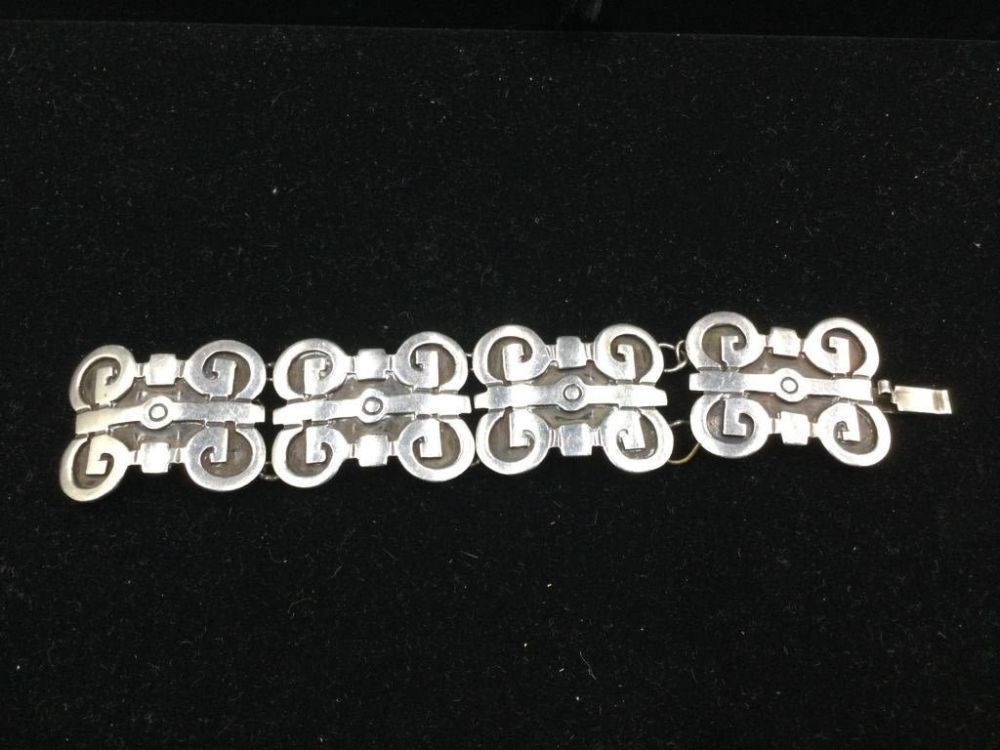 Lot 98: Sterling Bracelet