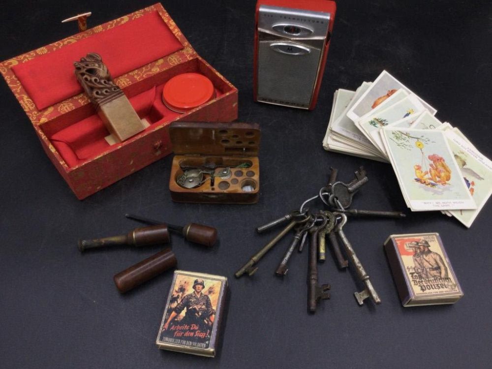 Lot 125: Vintage Mix Lot