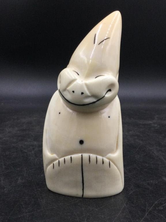 Lot 166: Whale Tooth Carved Bilikin