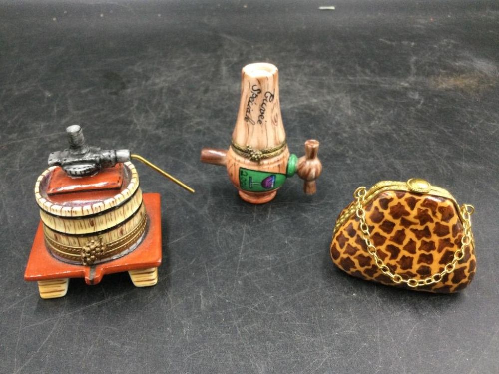 Lot 182: Limoge Trinket Boxes