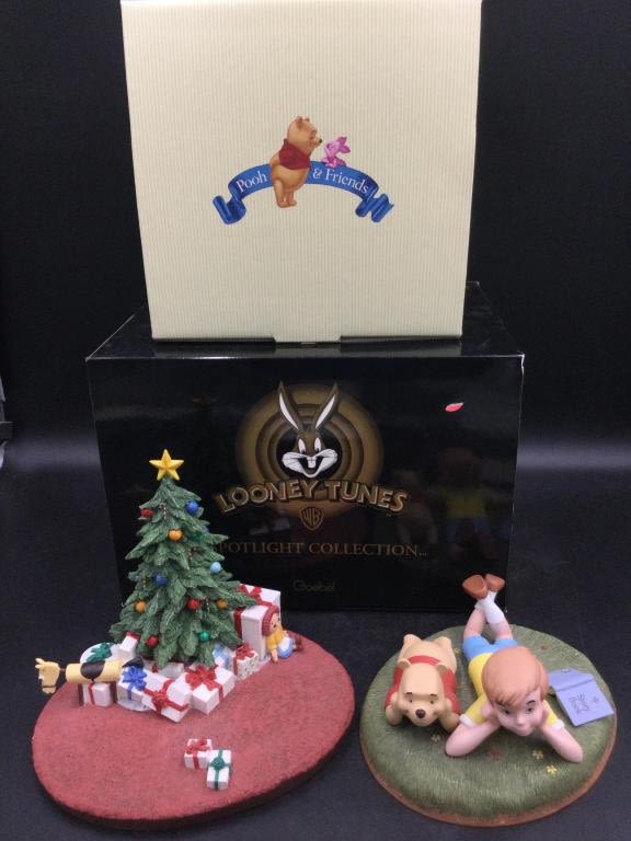 Lot 232: Collectible Figures