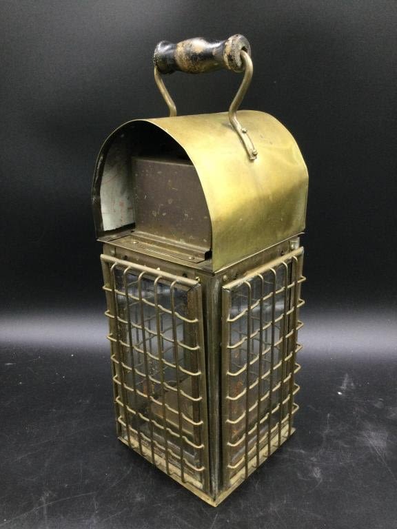 Lot 2: Nautical Brass Lantern Junk Ship Light
