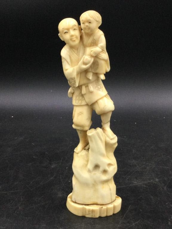 Lot 43: Vintage Old Statue
