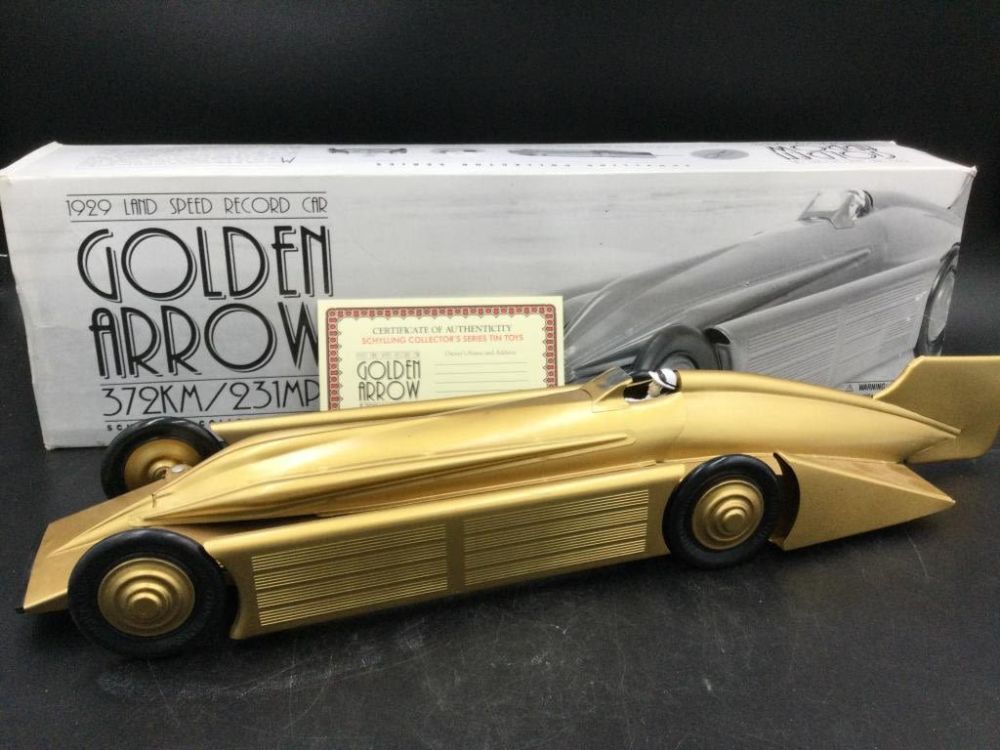 Lot 58: Golden Arrow w/COA