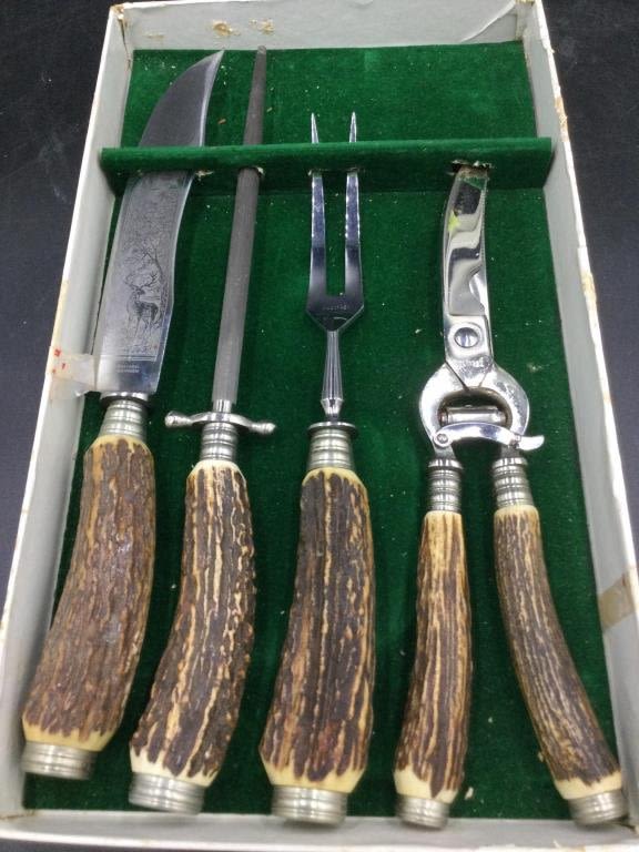 Lot 104: Stag Handle Carving Set