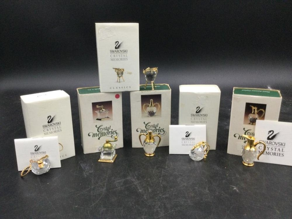 Lot 123: Swarovski Crystal Memories