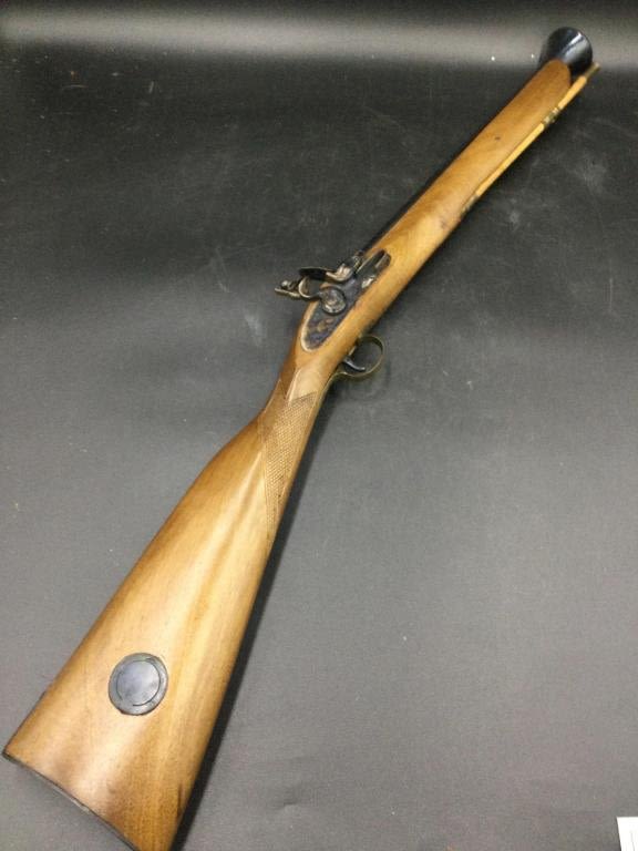 Lot 129: Mendi Black Powder Rifle
