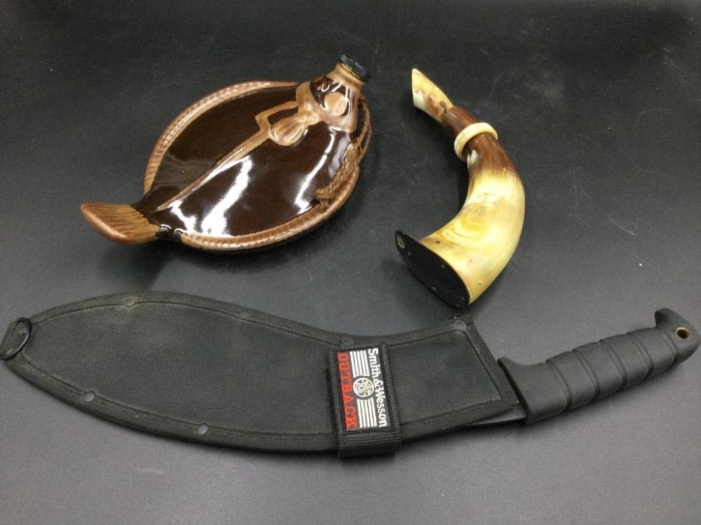 Lot 204: Vintage Mix Lot