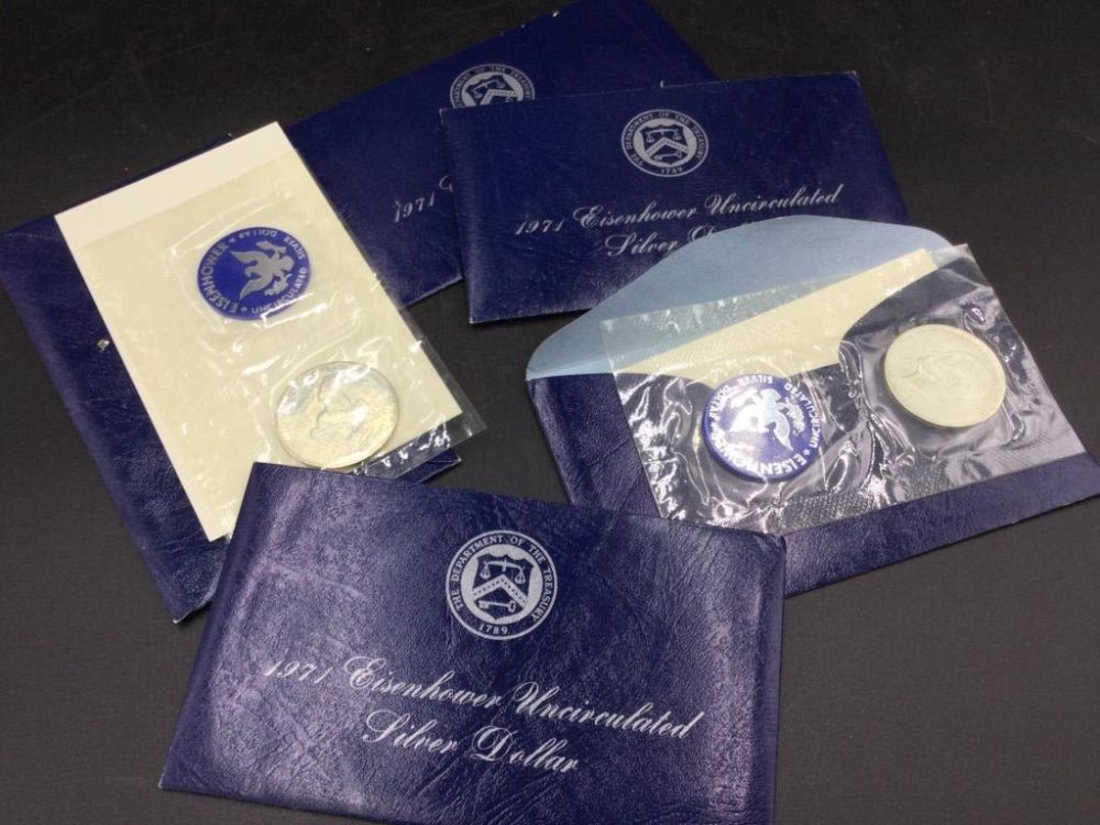 Lot 208: Eisenhower Uncirculated Silver Dollars