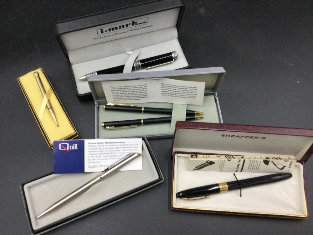 Lot 209: Vintage Pens Lot