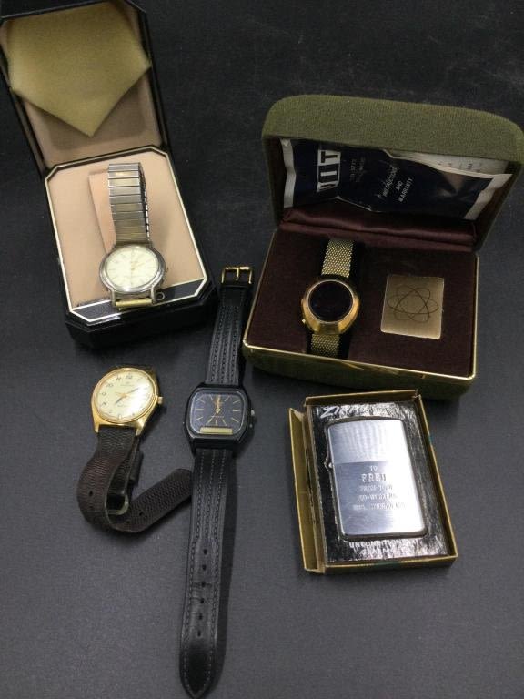 Lot 211: Vintage Watches & Lighter