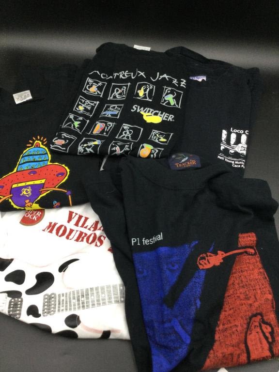 Lot 218: Vintage Bank Shirts