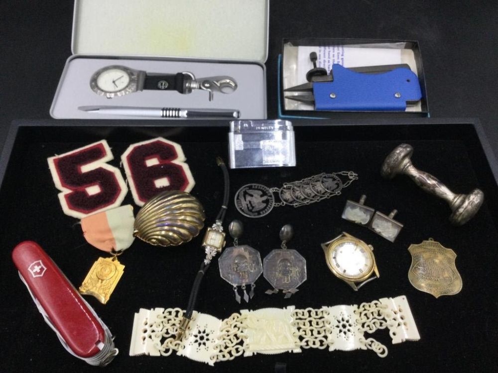 Lot 230: Vintage Mix Lot