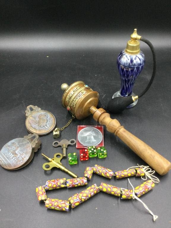 Lot 259: Vintage Mix Lot