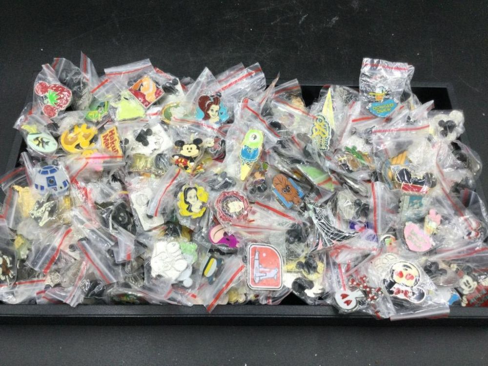 Lot 269: Disney Pins