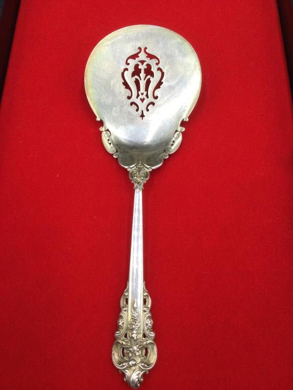 Lot 19: Wallace Sterling Spoon