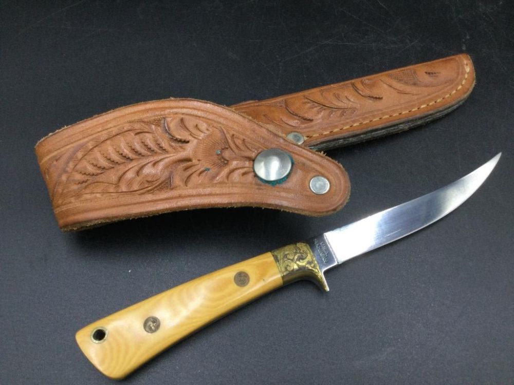 Lot 63: Al Mar Knife w/sheath