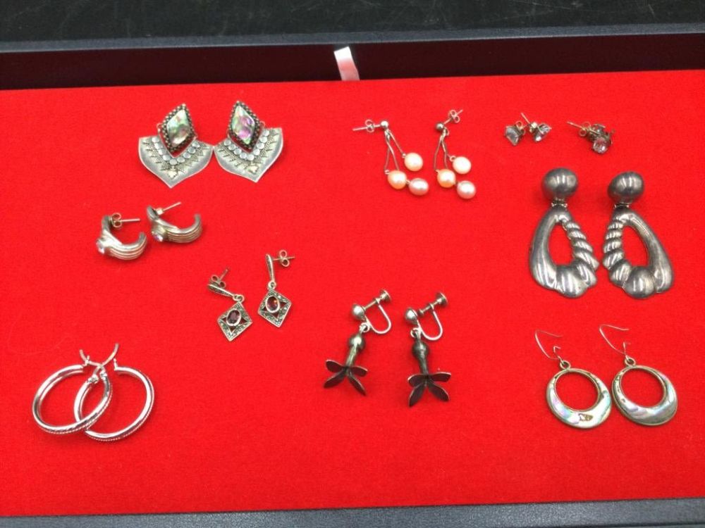 Lot 73: Sterling Earrings