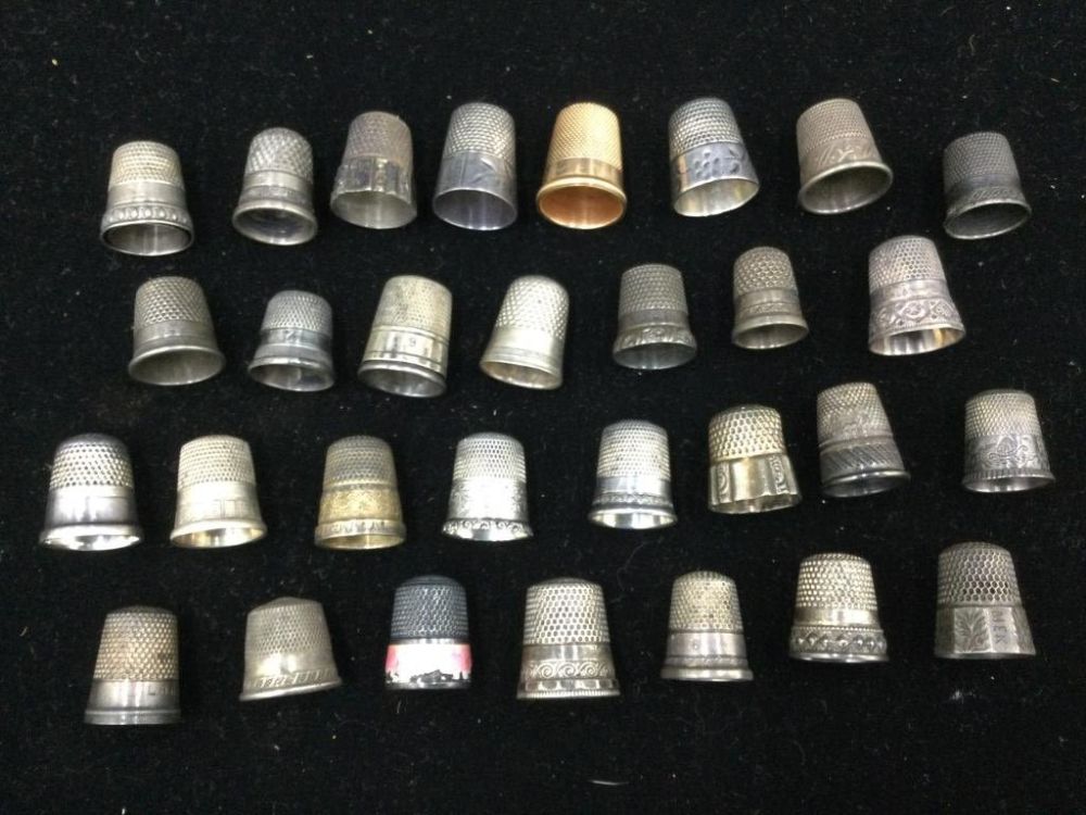 Lot 90: Sterling Thimbles