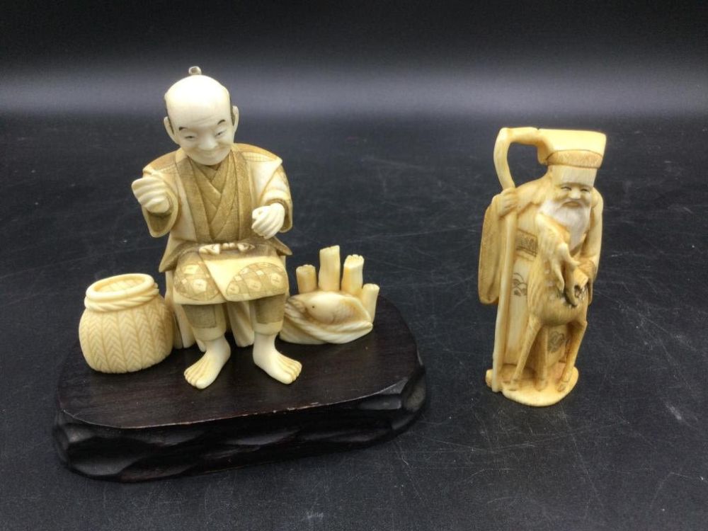 Lot 106: Carved Figures